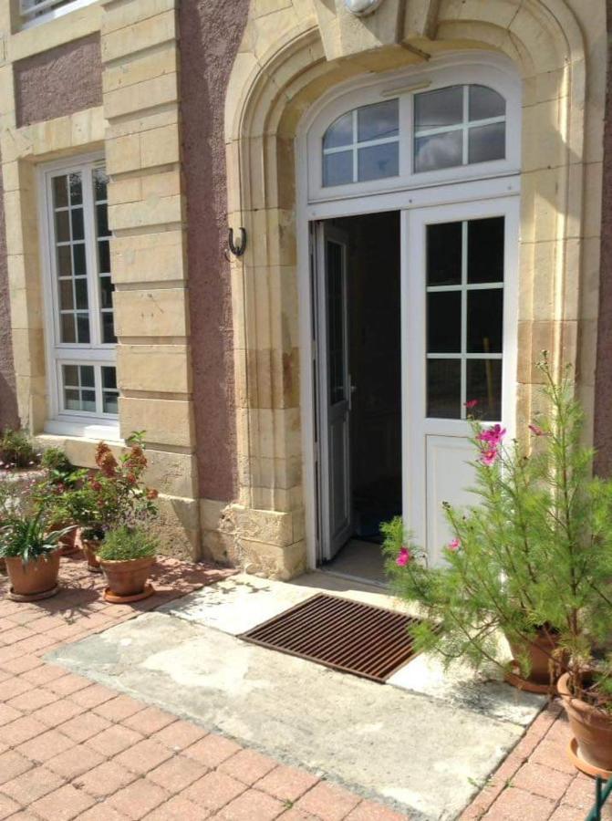 La maison d'à côté May-sur-Orne Exterior foto